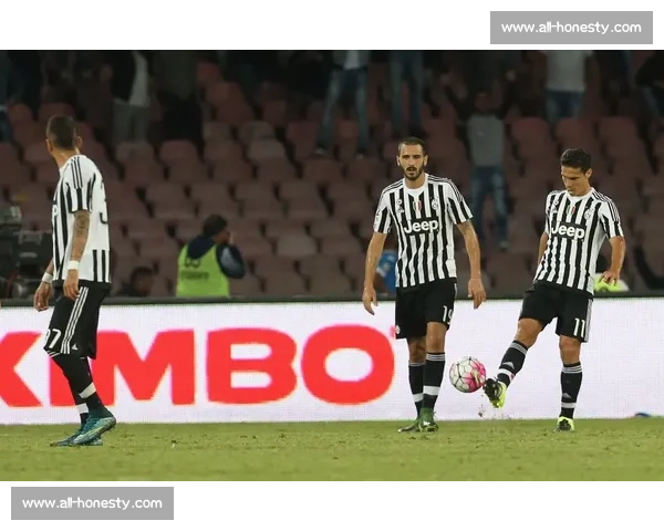 点球争议升级：前裁判批迪洛伦佐不道德 那不勒斯强烈谴责