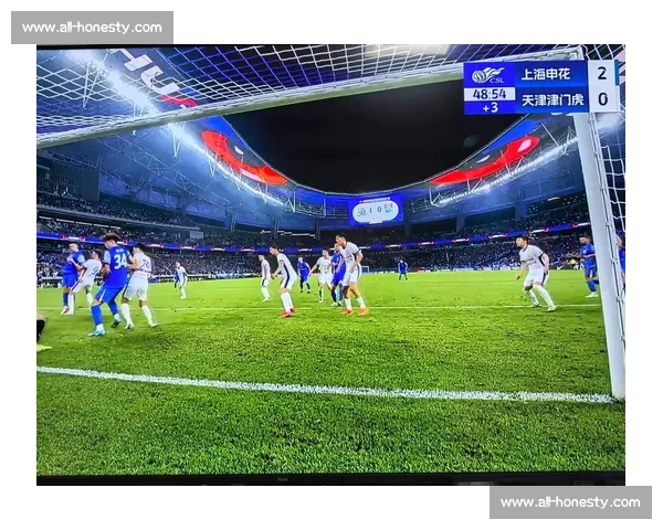 中超 28 轮实况开打！申花 2-2 大连：边路对决与伤病博弈