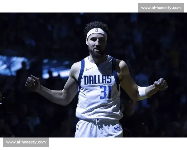 克莱 2700 记三分登历史前五！852 场铸就无球传奇